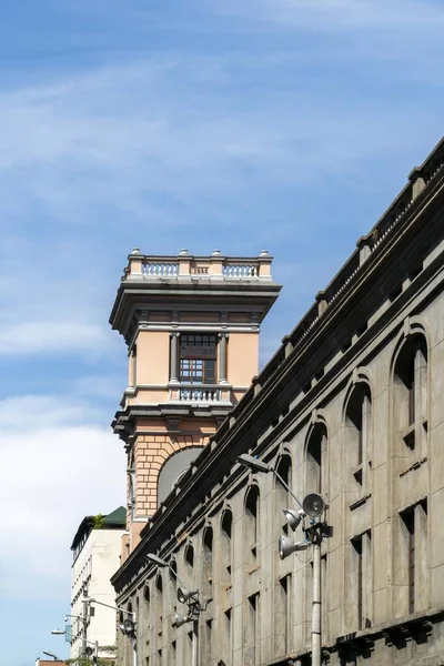 Розовая Башня Зрительного Зала Антиокийского Университета Medellin Antioquia Колумбия — стоковое фото