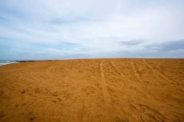 Cabo de la Vela 'daki Gökkuşağı Sahili manzarası. Guajira, Kolombiya. 
