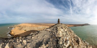 Cabo de la vela 'da panoramik şeker direği. Guajira, Kolombiya. 