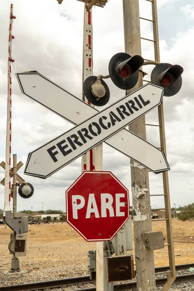 Uribia Guajira Colombia Marzo 2019 Señales Tráfico Ferroviario — Foto de Stock