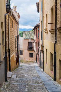 Segovia, Espaa. 28 Nisan 2022: Segovia 'da sgraffito tekniği ile mimarlık ve cephe.