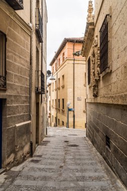 Segovia, Espaa. 28 Nisan 2022: Segovia 'da sgraffito tekniği ile mimarlık ve cephe.