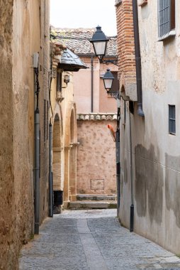 Segovia, Espaa. 28 Nisan 2022: Segovia 'da sgraffito tekniği ile mimarlık ve cephe.