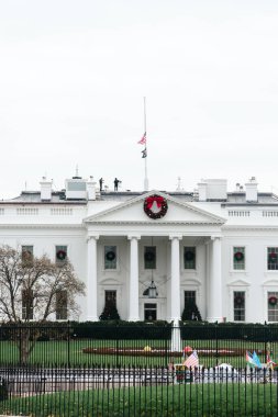 Washington D.C. Birleşik Devletleri. 29 Kasım 2022: Gri bir günde Beyaz Saray 'dan kartpostal.