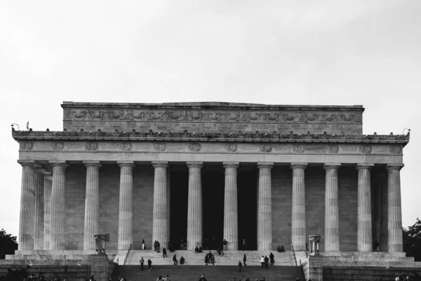 华盛顿特区 2022年11月29日 位于灰地上的亚伯拉罕 林肯纪念碑 — 图库照片
