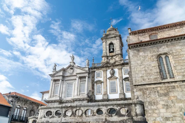 Porto Portugalsko Dubna 2022 Architektura Fasáda Sanfranciského Kostela Modrou Oblohou — Stock fotografie