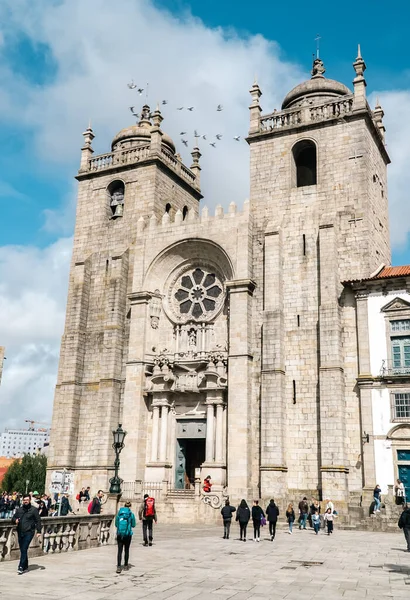 Oporto Portugal Abril 2022 Pelourinho Catedral Oporto Con Fachada Cielo —  Fotos de Stock