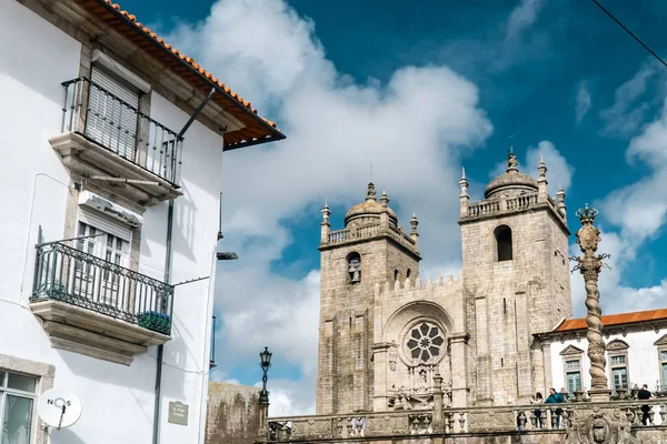 Porto Portugal April 2022 Pelourinho Porto Kathedraal Met Gevel Blauwe — Stockfoto
