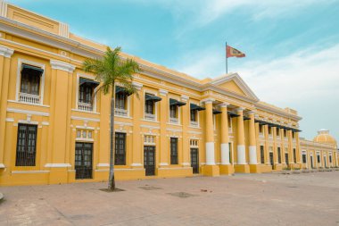 Barranquilla, Atlntico, Kolombiya. 3 Mart 2023: Barranquilla gümrük yönetimi mimarisi.