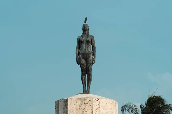 Cartagena Bolívar Kolumbie Března 2023 Památník Indii Catalina Modrá Obloha — Stock fotografie
