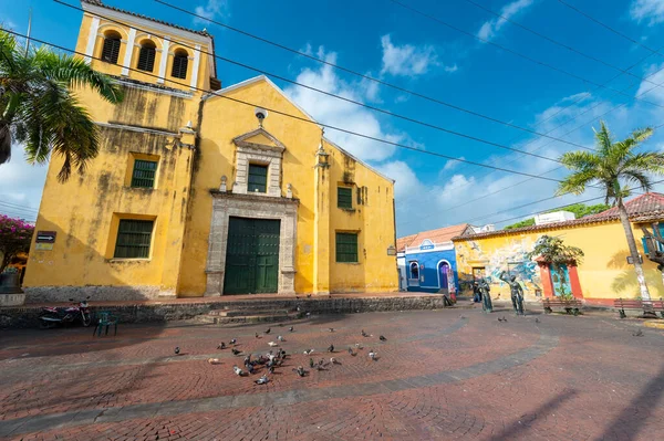 Cartagena Bolívar Kolumbie Března 2023 Kostel Park Trojice Modrou Oblohou — Stock fotografie