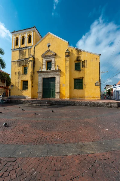 Cartagena Bolivar Kolombiya Mart 2023 Mavi Gökyüzü Ile Park Üçlü — Stok fotoğraf