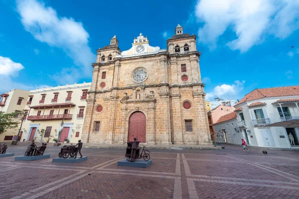 Cartagena, Bolivar, Kolombiya. 16 Mart 2023: San Pedro de Claver Kilisesi 'nin mimarisi.
