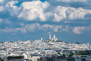 Eyfel Kulesi 'nden panoramik Paris ve Seine Nehri manzarası. Paris, Fransa. 