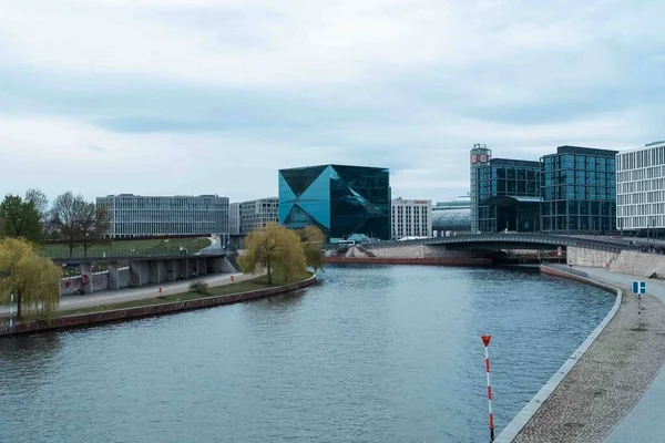 ベルリン 2022年4月20日 スプレー川博物館の眺め — ストック写真