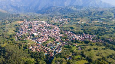 Antioquia, Kolombiya 'daki Venedik manzaralı panoramik manzara.