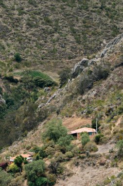 Villa de Leyva, Boyaca, Kolombiya 'ya giden çöl manzarası yolu..