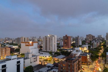 Barranquilla, Atlantico, Kolombiya. 12 Haziran 2019: Güzel güneşli bir günün güzel manzarası