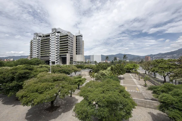 stock image Medellin, Antioquia, Colombia. May 26, 2020: Landscape of Avenida San Juan in a quarantine day. Epm smart building.