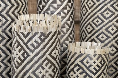 Espoartesano, sanatkarlara ülkenin en ücra köşelerinde saklı olan zenginliğe küresel görünürlük kazandırmak için ticari bir fırlatma platformu sağlayan kültürel amaçlı bir fuar..