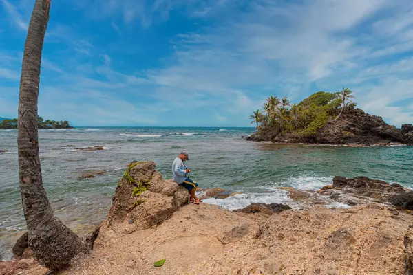 Calao sahilindeki deniz manzarası. Kolombiya. 