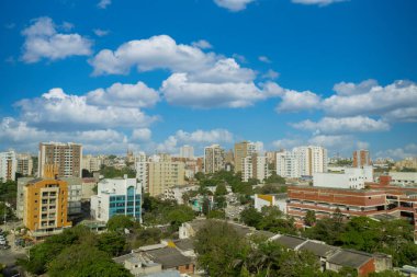 Barranquilla, Atlantico, Kolombiya. 12 Haziran 2019: Güzel güneşli bir günün güzel manzarası