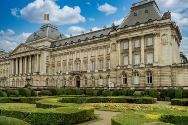 Brüksel, Belçika. 30 Eylül 2019: Brüksel kraliyet sarayının mimarisi. 