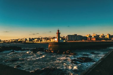 Douro Nehri 'ne bakan Las Felgueiras Deniz Feneri. Porto, Portekiz. 