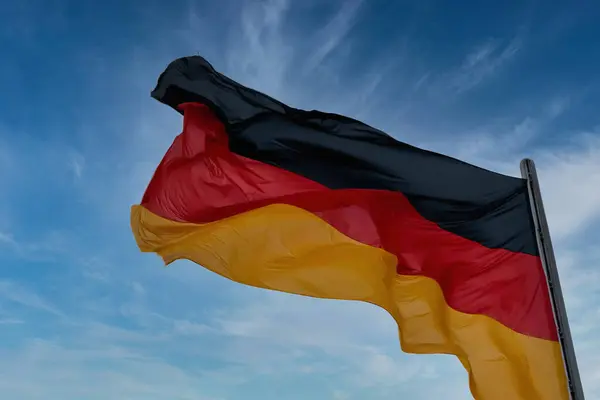 Bandera Alemania Primer Plano Soplada Por Viento Berlín Alemania Fotos De Stock Sin Royalties Gratis