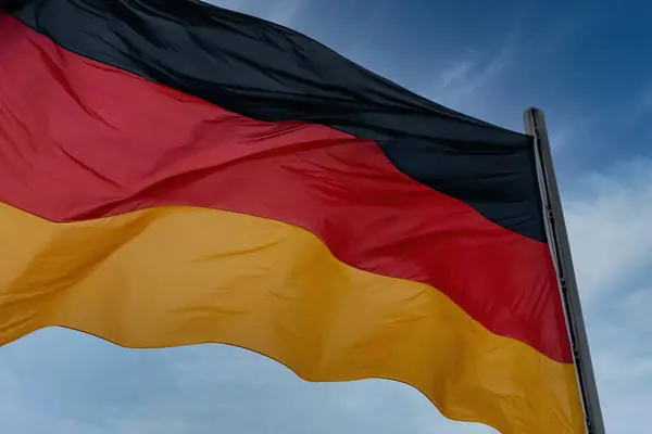 Σημαία Της Γερμανίας Πρώτο Πλάνο Που Φυσάει Από Τον Άνεμο Εικόνα Αρχείου