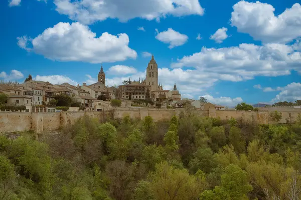 Segovia Espaa Απριλίου 2022 Τείχη Και Καθεδρικός Ναός Της Σεγκόβια Φωτογραφία Αρχείου