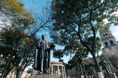 Guadalajara, Meksika: 5 Ocak 2004, Ünlü Adamlar 'dan Plaza de la Rotonda