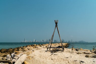 Tierra Bomba Adası 'ndan Bocagrande manzarası. Cartagena, Bolivar.