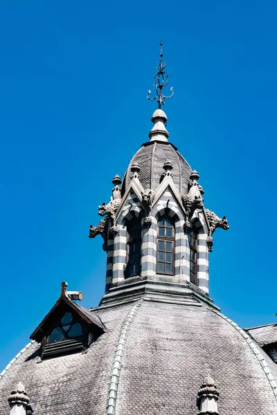 stock image Medellin, Antioquia, Colombia. January 17, 2024: Dome of the Palace of Culture and blue sky.