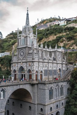 Lpiales, Narino, Kolombiya. 26 Haziran 2024: Las Lajas 'ın Meryem Ana' sının Sığınağı.