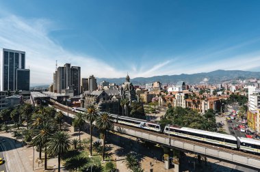 Medellin, Antioquia, Kolombiya. 17 Ocak 2024: Kültür ve Medellin Metro Sarayı.