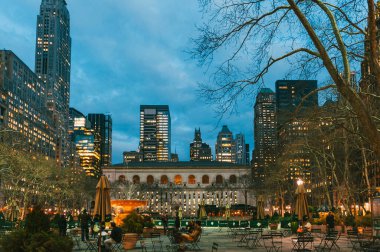 ABD Kuzey Amerika. 18 Mart 2011: Bryant Park, Midtown, Manhattan, New York