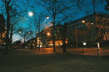 Paris, Fransa. 24 Mart 2011: Paris 'in Gecesi