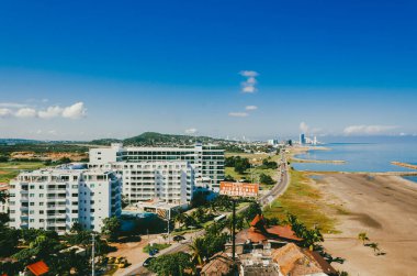 Cartagena, Bolivar, Kolombiya. 17 Ocak 2013: Deniz manzaralı panoramik fotoğraf ve mavi gökyüzü. Bölgenin mimarisi.