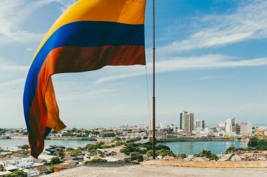 Cartagena, Bolivar, Kolombiya. 18 Ocak 2013: Kartagena ve Bayrak Panoramik.