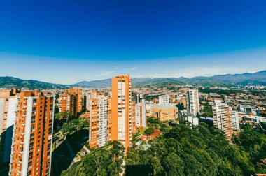 Medellin, Antioquia, Kolombiya. 18 Şubat 2013: Poblado Panoramik. 