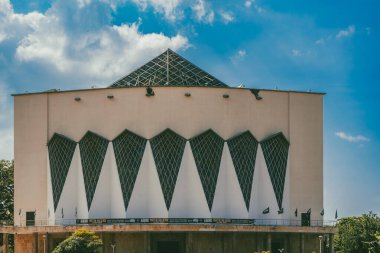 Barranquilla, Atlantico, Kolombiya. 24 Ekim 2024: Meryem 'in Başkent Katedrali Tanrı' nın Kraliçesi ve Barranquilla Hristiyanları 'nın Yardımı.