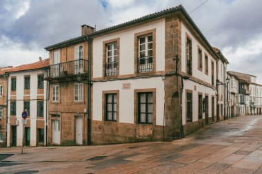 Santiago de Compostela, Galiçya, İspanya. 9 Kasım 2024: Santiago de Compostela 'nın tarihi merkezi ve mimarisi.