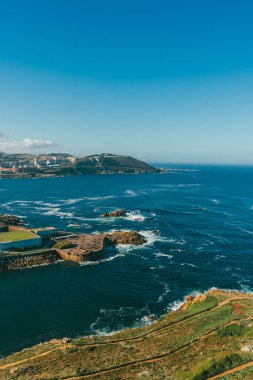 La coruna, İspanya. 11 Kasım 2024: Finisterrae Akvaryumu - Orzan Güvertesi ve Panoramik Koyu.