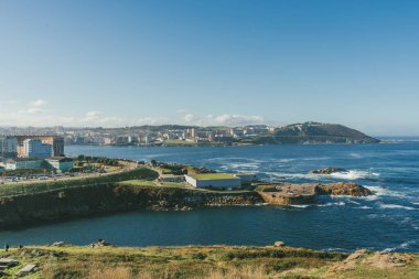 La coruna, İspanya. 11 Kasım 2024: Finisterrae Akvaryumu - Orzan Güvertesi ve Panoramik Koyu.