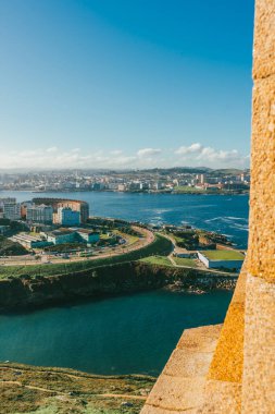 La coruna, İspanya. 11 Kasım 2024: Finisterrae Akvaryumu - Orzan Güvertesi ve Panoramik Koyu.