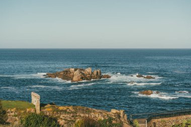 İspanya, La Coruna 'da okyanus manzarası ve deniz manzarası.