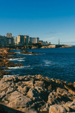 Ensenada del Orzn 'dan panoramik manzara. La Coruna, İspanya.