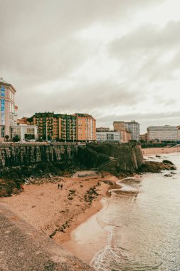 La Coruna, İspanya. 11 Kasım 2024: Amorosas Sahili, A Corua, İspanya.