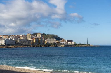 La Coruna, İspanya. 11 Kasım 2024: Riazor plajındaki panoramik manzara.